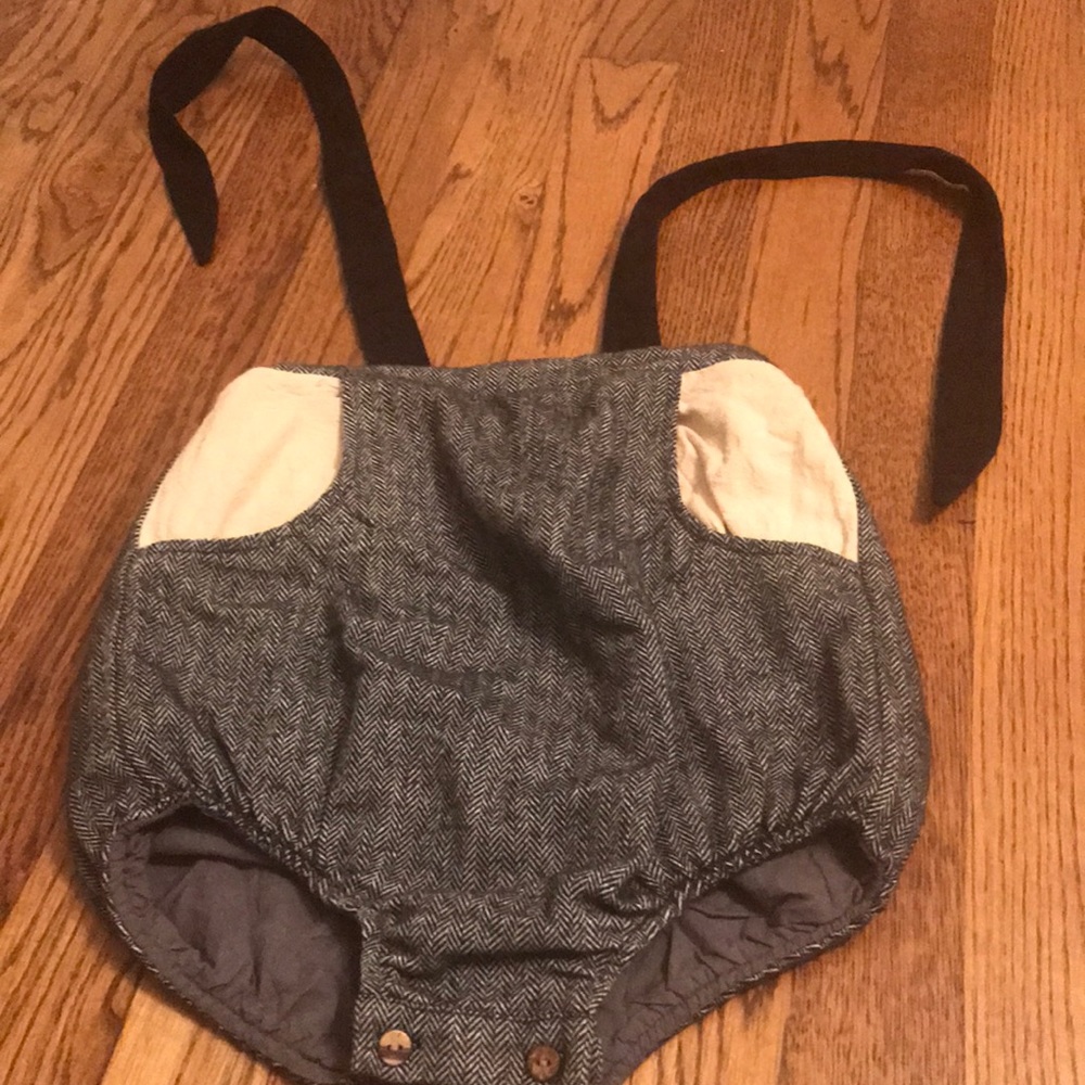 Tweed romper so cute!